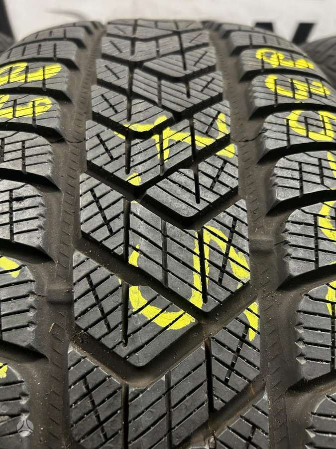 Pirelli Scorpion Winter NO, winter 235/55 R19