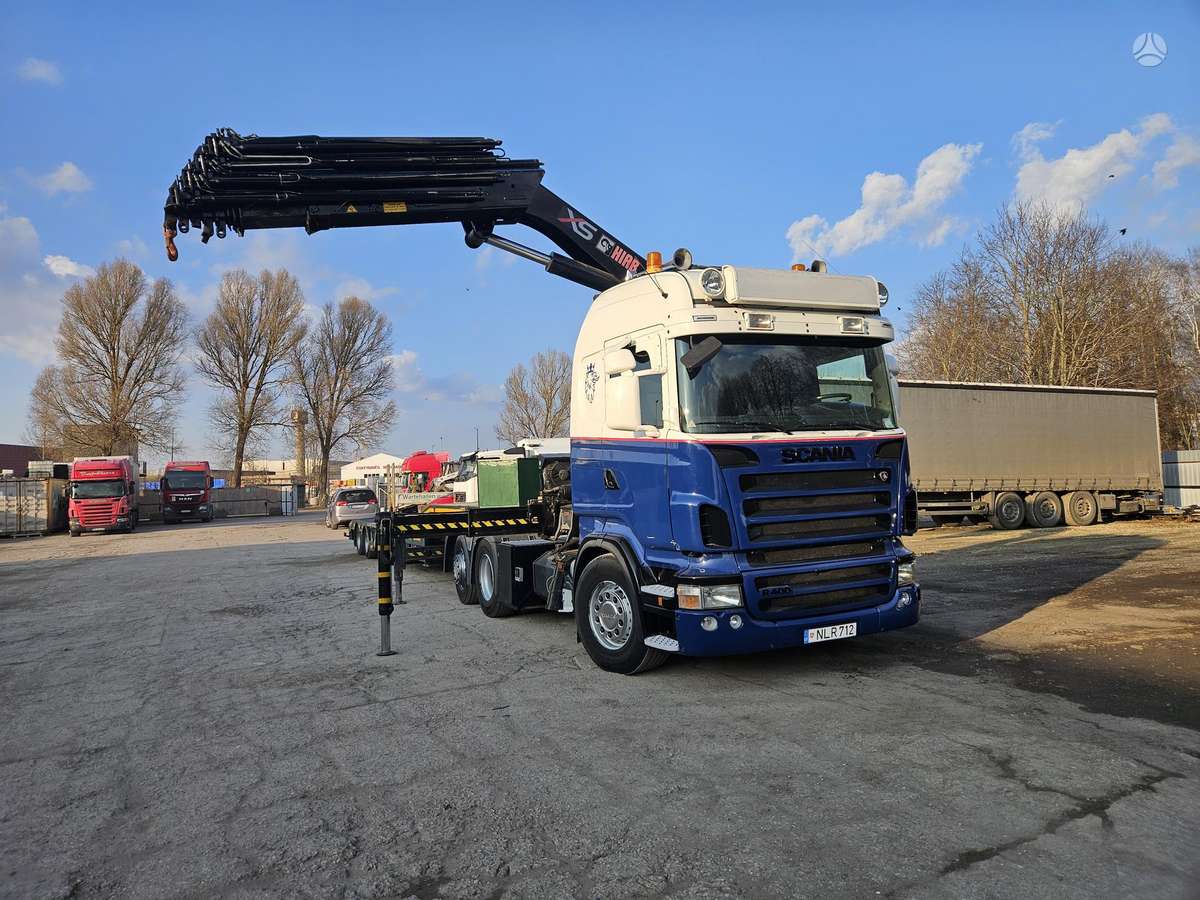 Scania R400, su kranu