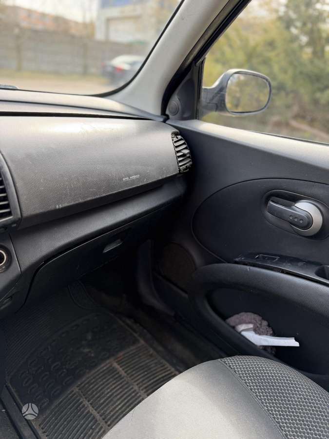 Nissan Micra, 1.4 l., hatchback