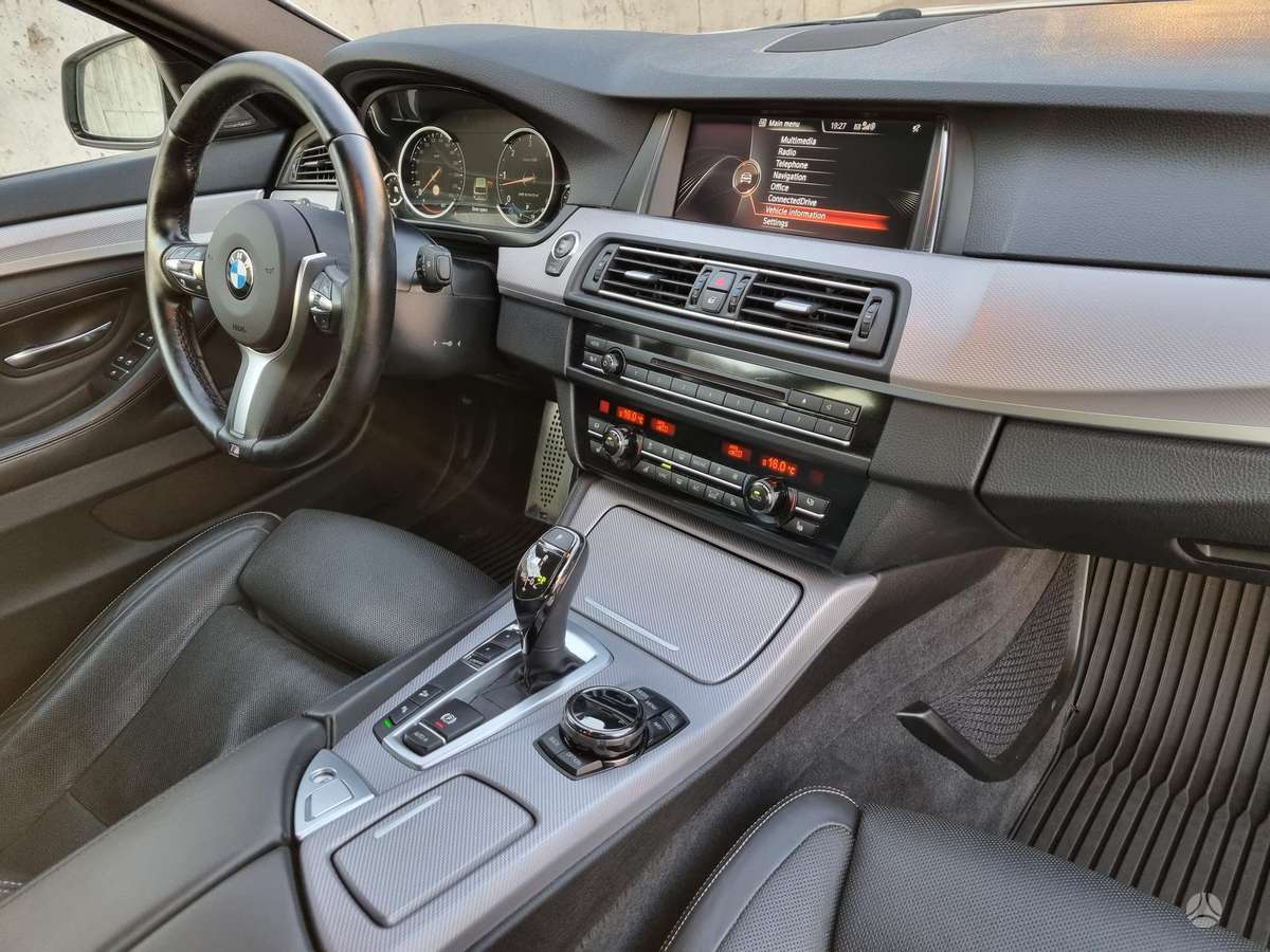 BMW M550, Универсал