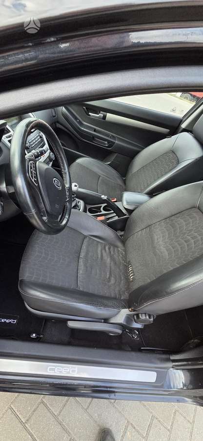 Kia Ceed, 1.6 l., hatchback