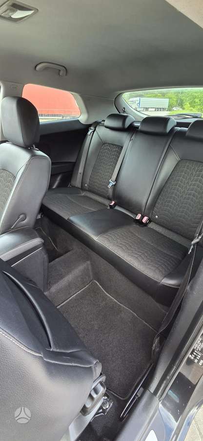 Kia Ceed, 1.6 l., hatchback