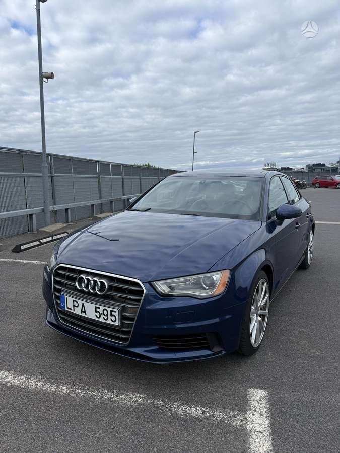 Audi A3, 1.8 l., Седан