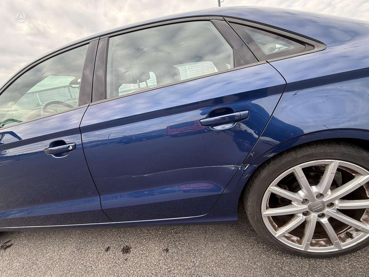 Audi A3, 1.8 l., Седан