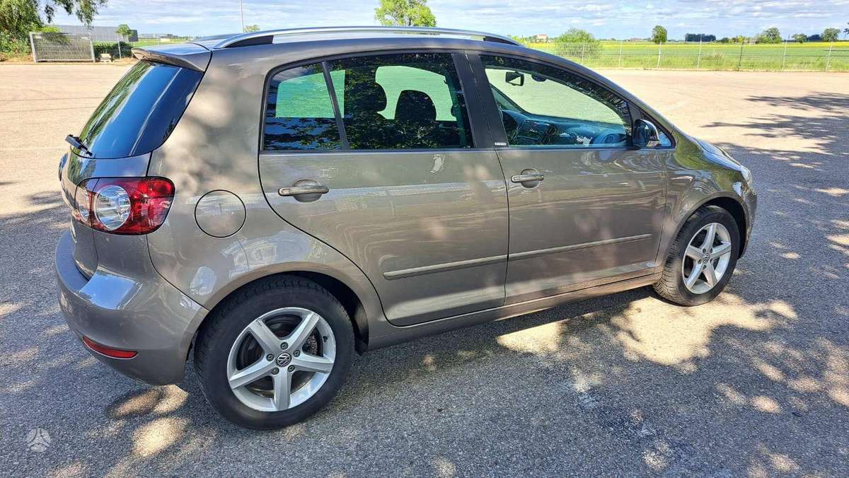 Volkswagen Golf Plus, 1.2 l., Минивэн