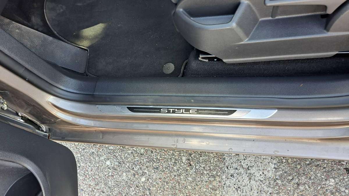 Volkswagen Golf Plus - 8