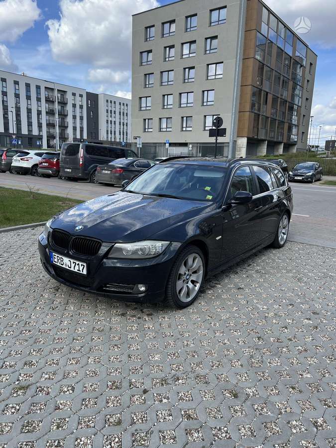 BMW 330, 3.0 l., universalas