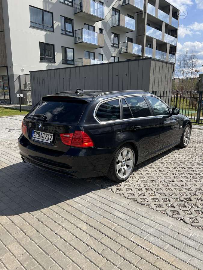 BMW 330, 3.0 l., universalas