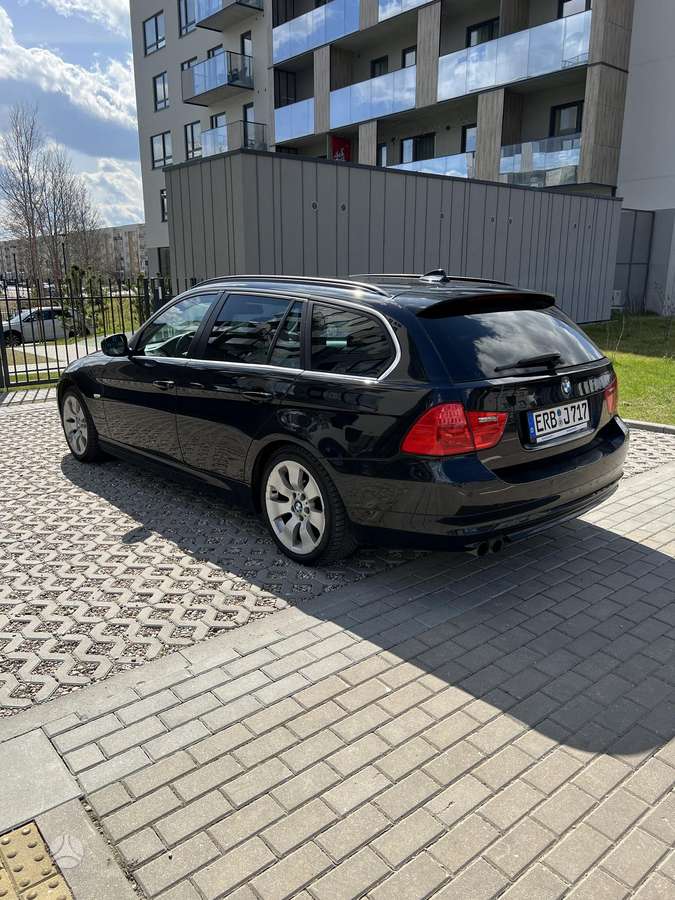 BMW 330, 3.0 l., Универсал