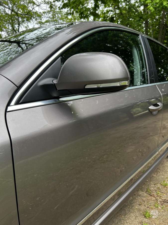 Skoda Superb, 2.0 l., Седан