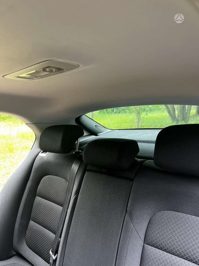 Skoda Superb, 2.0 l., Седан