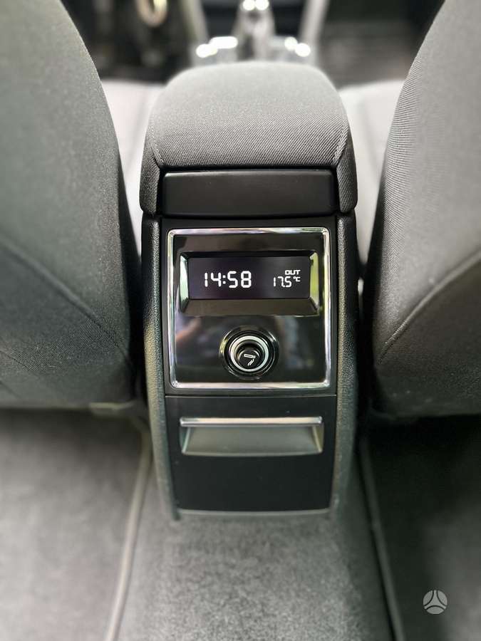 Skoda Superb, 2.0 l., Седан