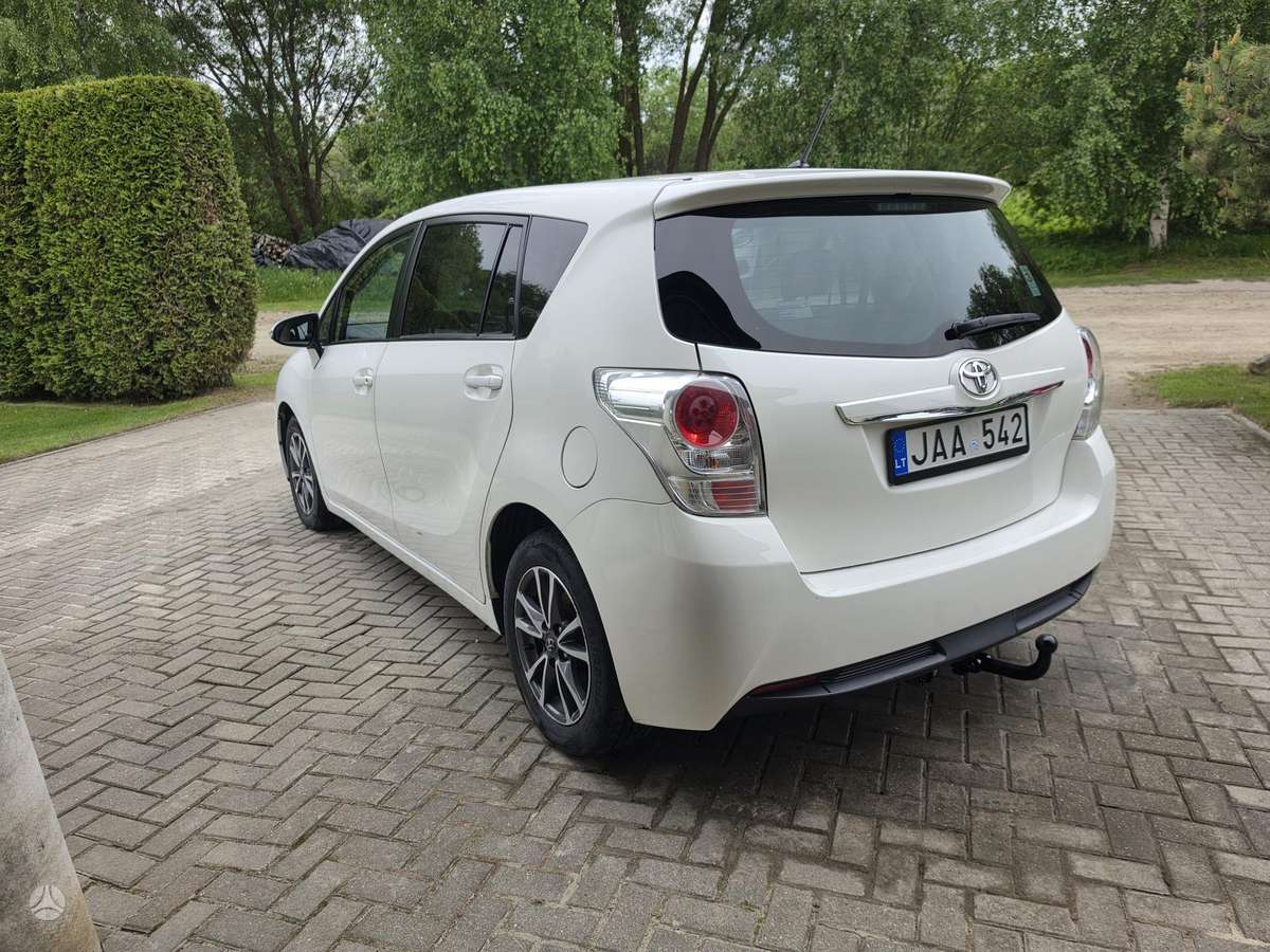 Toyota Verso - 6
