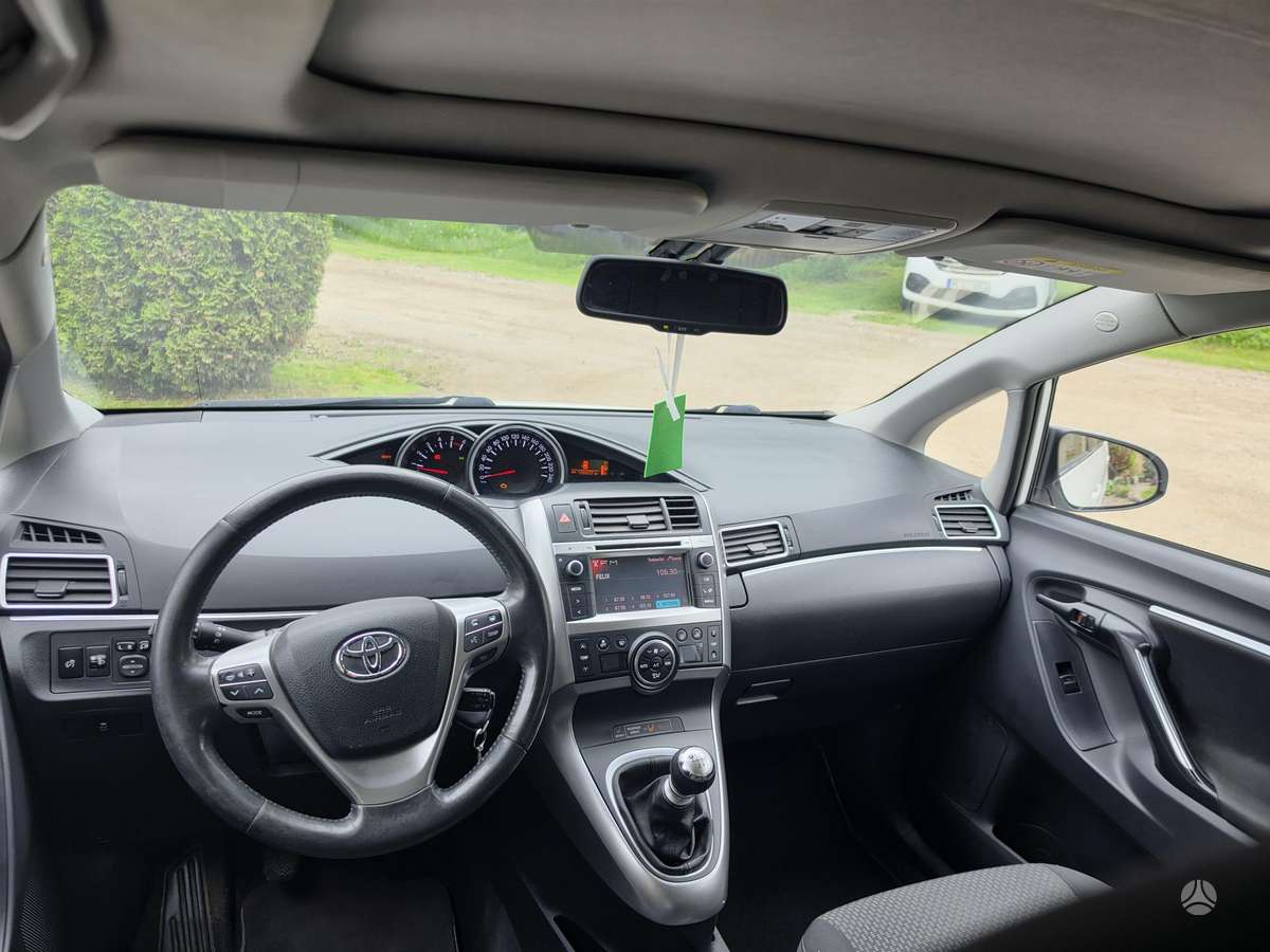 Toyota Verso - 11