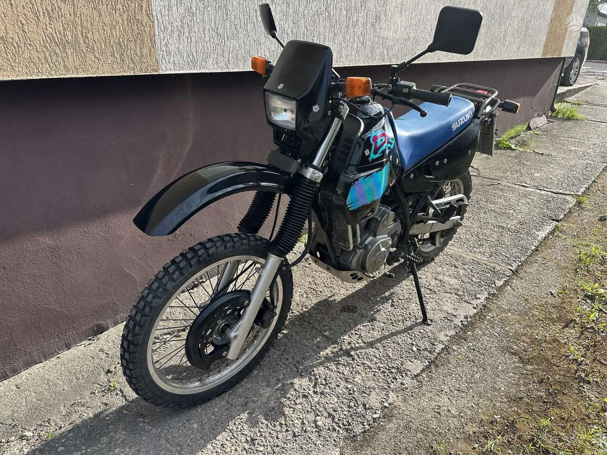Suzuki DR 650cc, enduro / adventure