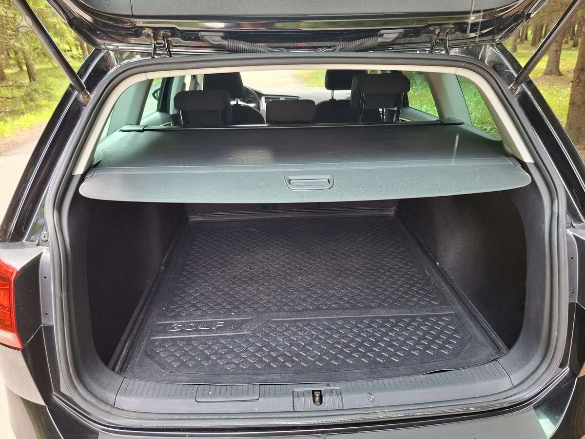 Volkswagen Golf - 4