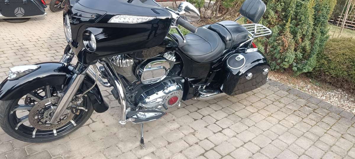 Indian Chieftain, choppers / cruisers / custom