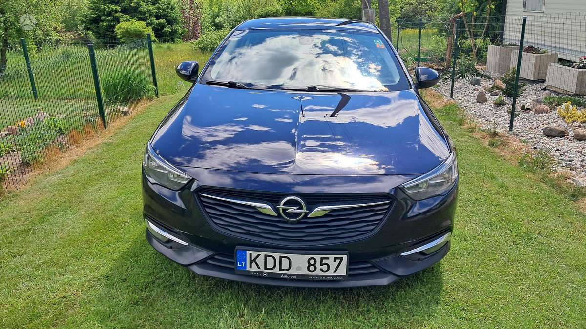 Opel Insignia, 1.5 l., hatchback