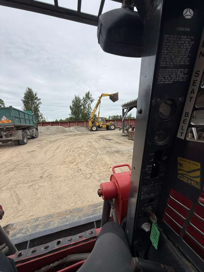 GEHL 3825 SX, mini loaders