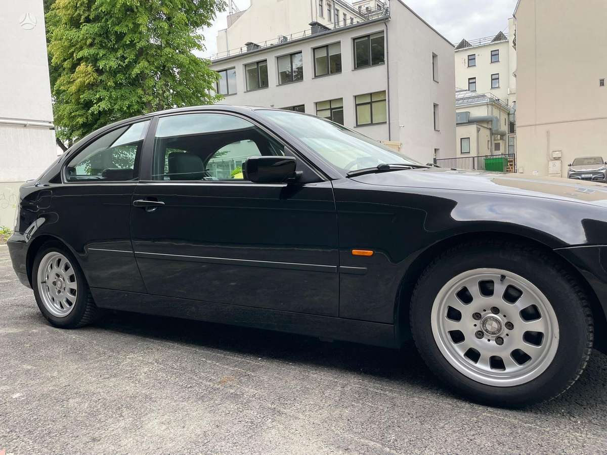 BMW 325, 2.5 l., coupe