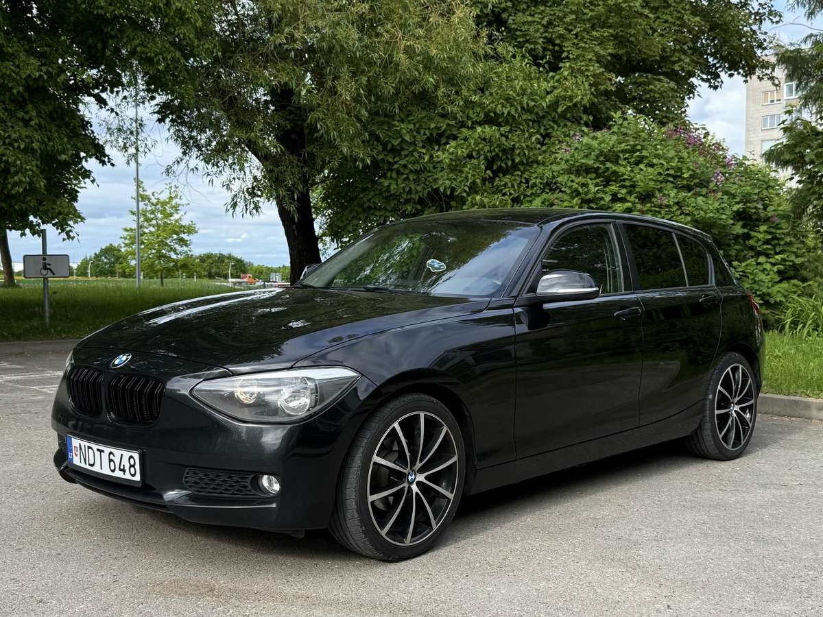 BMW 116, 2.0 l., Хэтчбек