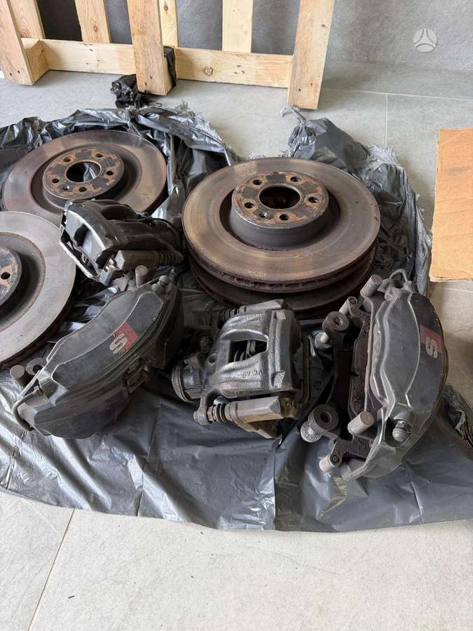 Audi A4 brake discs, brake calipers