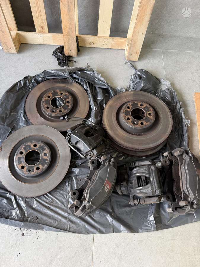 Audi A4 brake discs, brake calipers