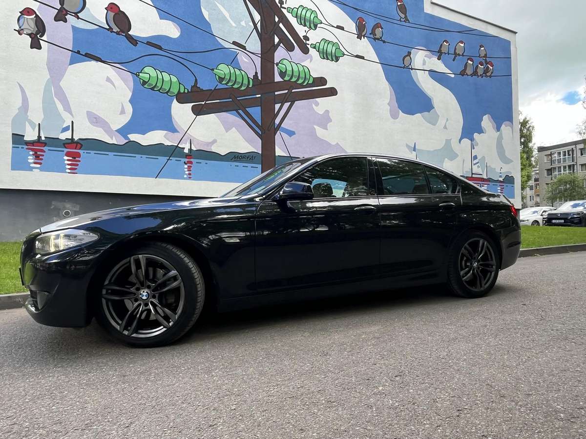 BMW 530, 3.0 l., Седан