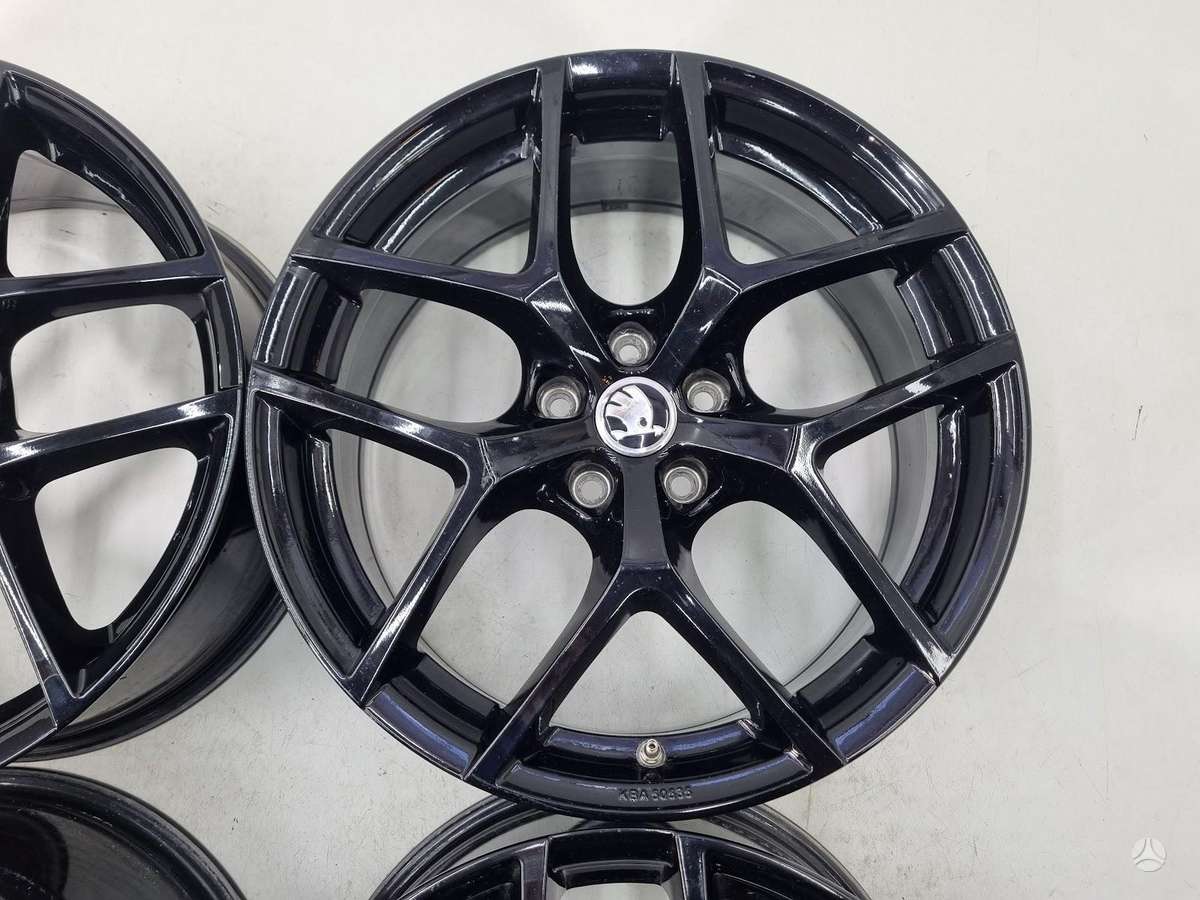 Skoda Superb, lengvojo lydinio, R19