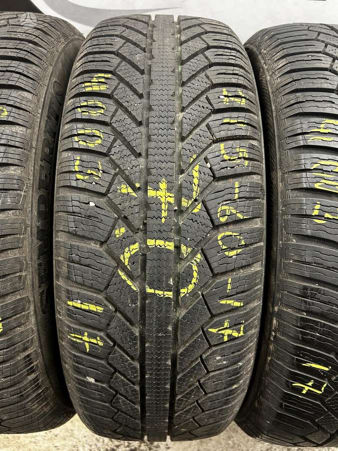 -Kita- Semperit Speed Grip 2, winter 215/60 R17