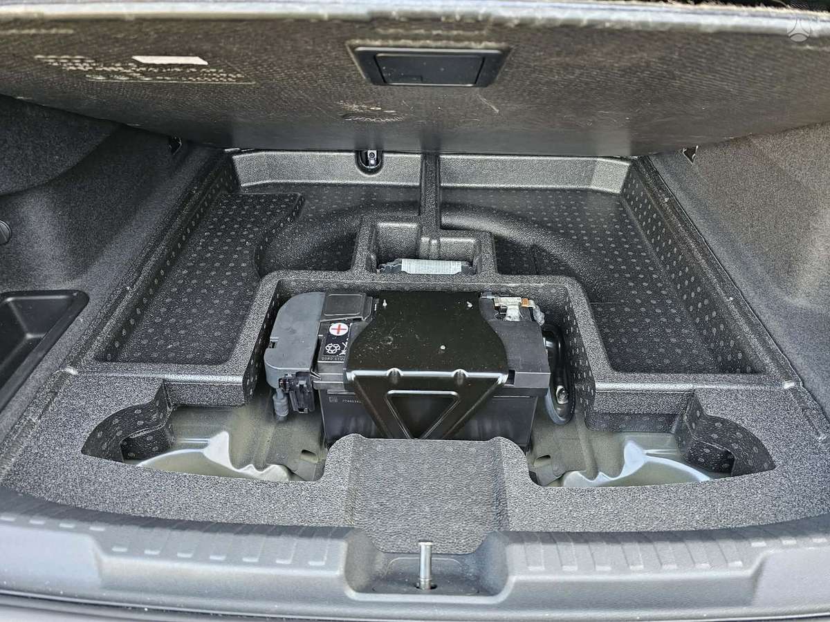 Audi S3, 2.0 l., Седан