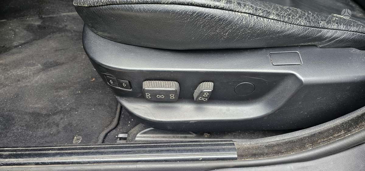 BMW 528, 2.8 l., Седан