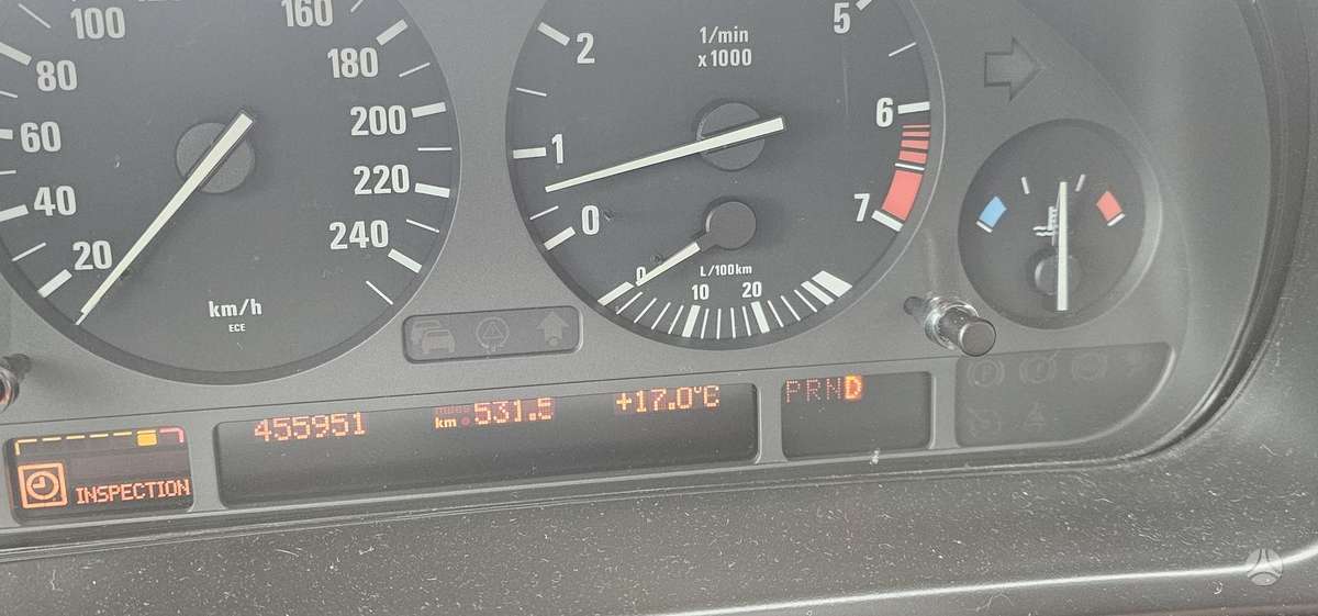 BMW 528, 2.8 l., Седан