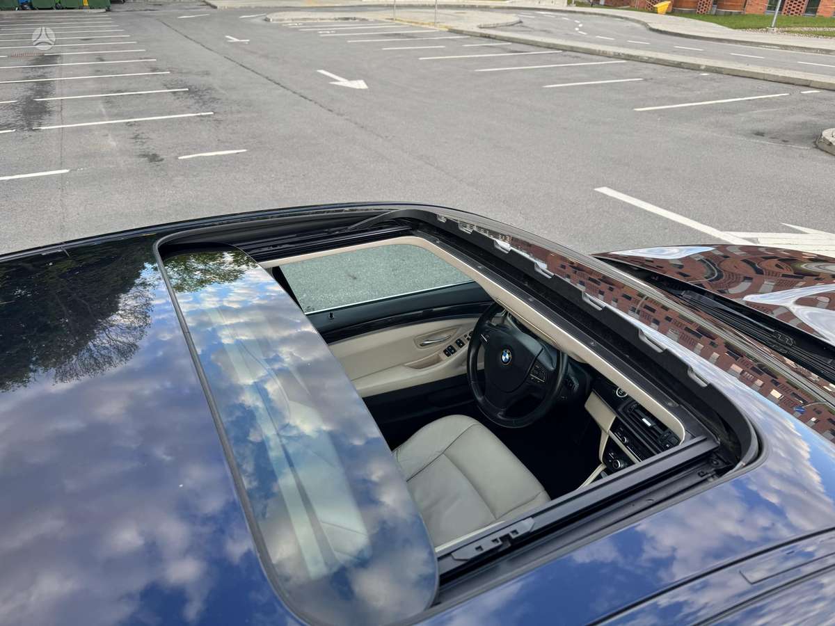 BMW 535, 3.0 l., Седан