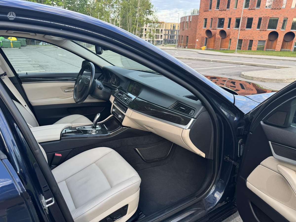 BMW 535, 3.0 l., Седан