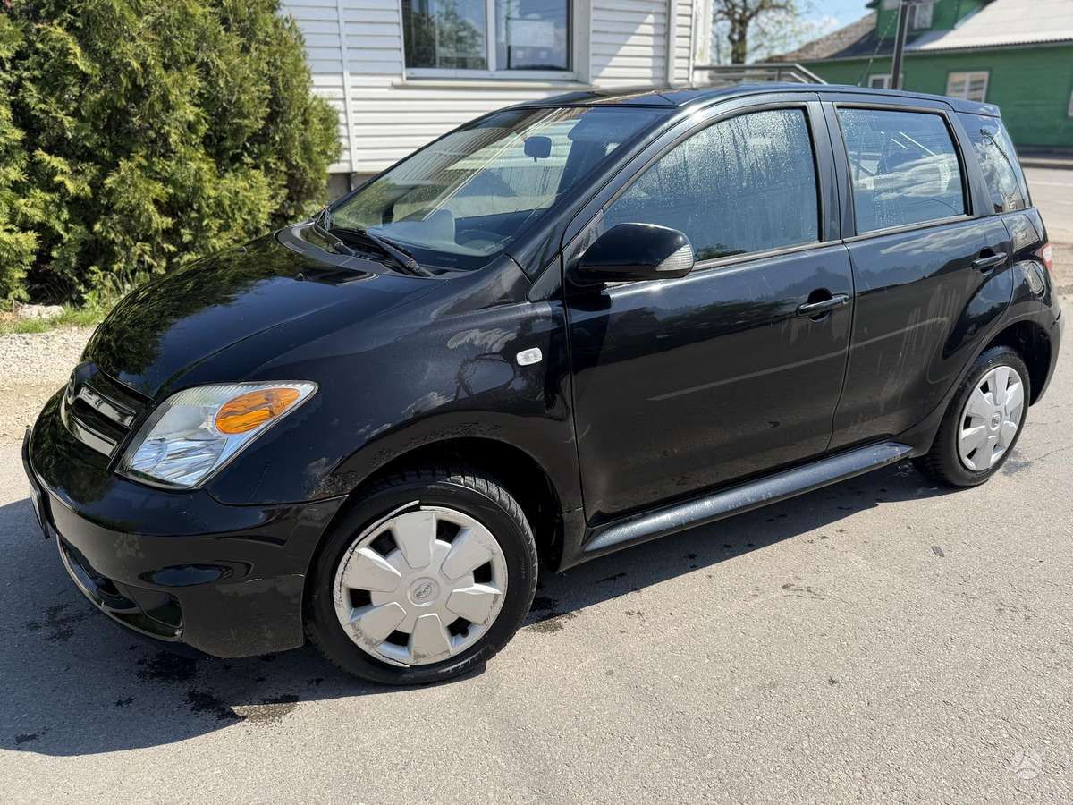 Scion XA - 2