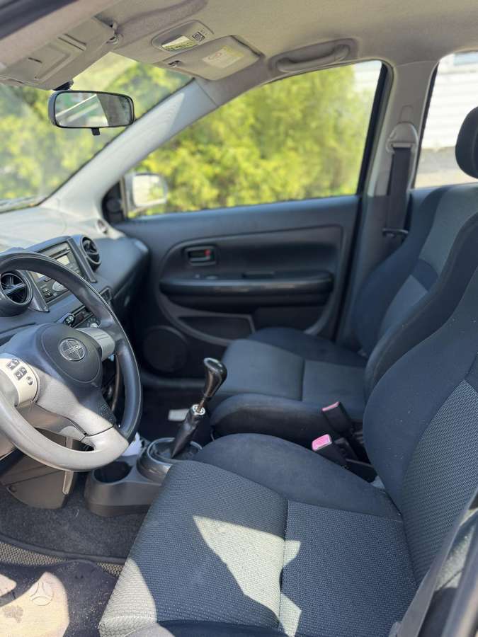 Scion XA - 10