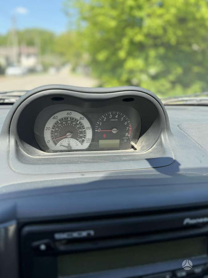 Scion XA, 1.5 l., hatchback