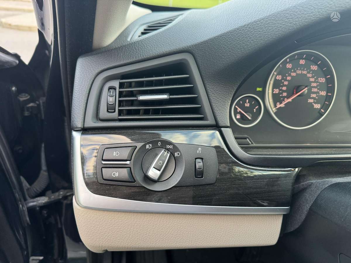 BMW 535, 3.0 l., Седан