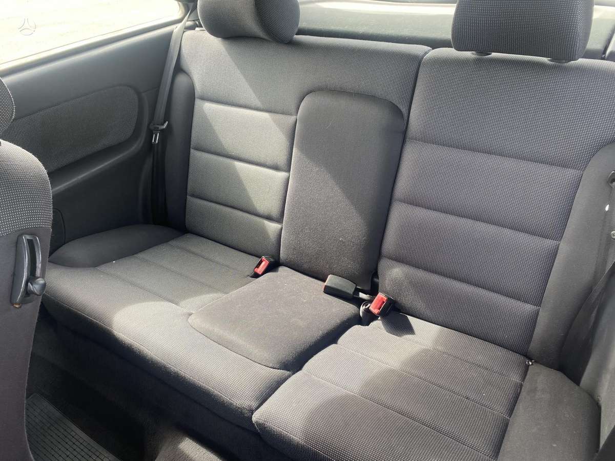 Audi A3, 1.6 l., hatchback
