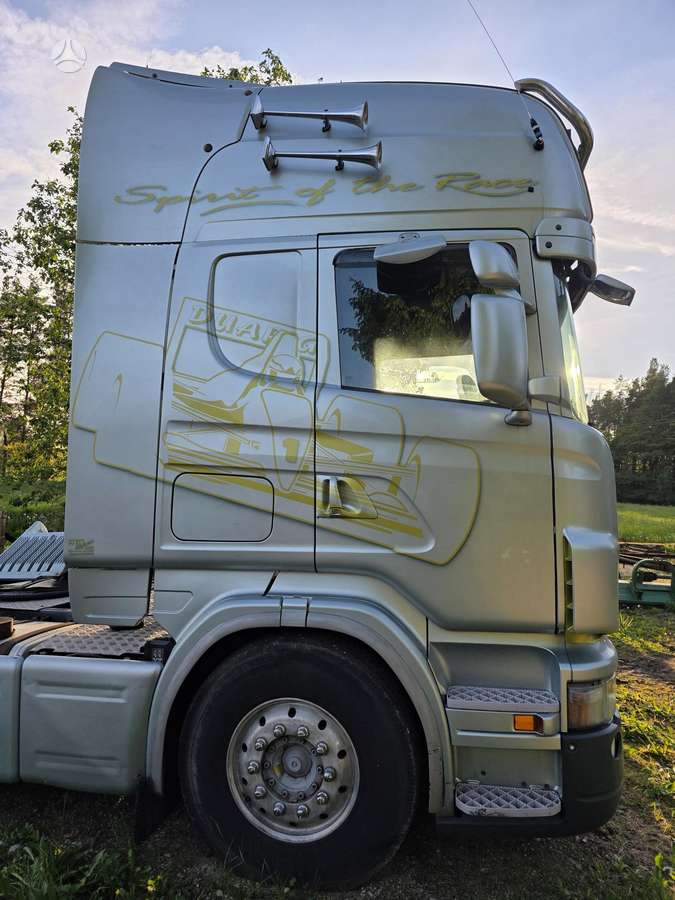 Scania 480, single sleeper