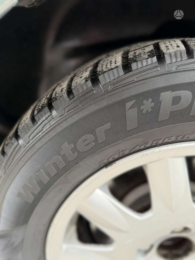 Volvo S80, 2.4 l., Седан