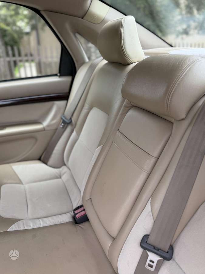 Volvo S80, 2.4 l., Седан