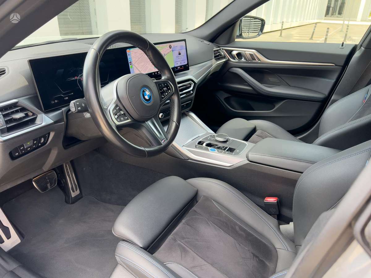 BMW i4, 70 kWh, coupe