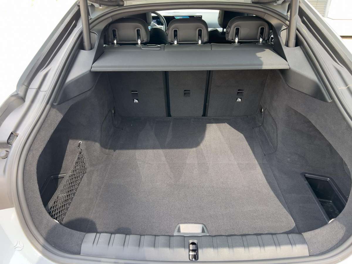 BMW i4, 70 kWh, coupe