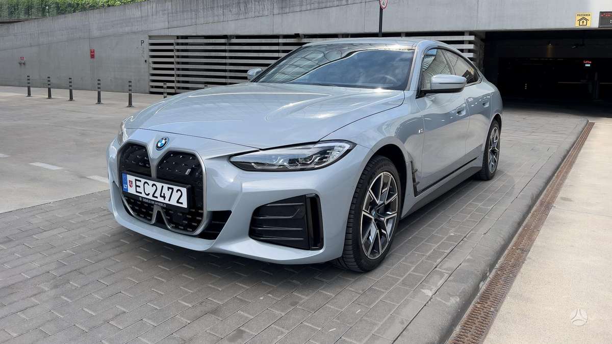 BMW i4, 70 kWh, coupe