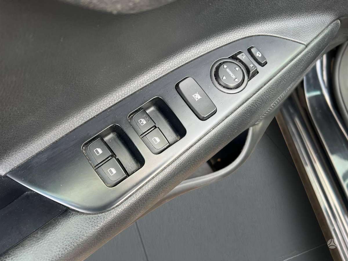 Kia Rio, 1.4 l., hatchback