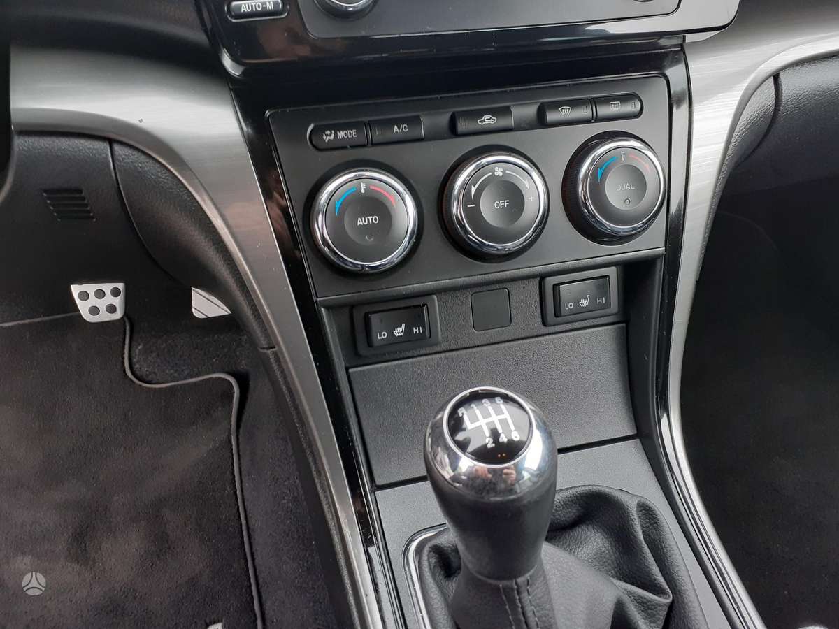 Mazda 6, 2.2 l., universalas