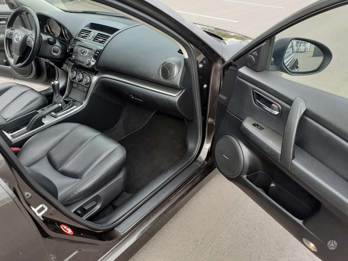 Mazda 6, 2.2 l., universalas