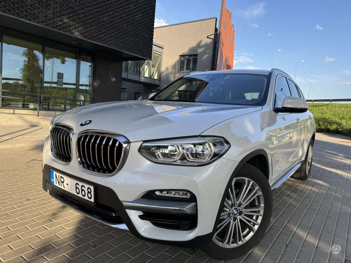 BMW X3, 2.0 l., off-road / crossover